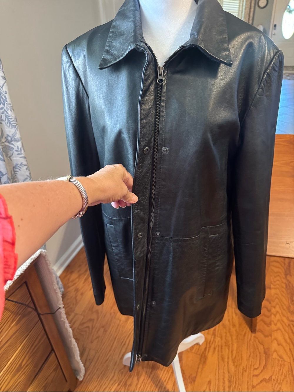 Ladies Gap Classic Black Leather Jacket - Women's Quilted Lined Coat large - Picture 4 of 8